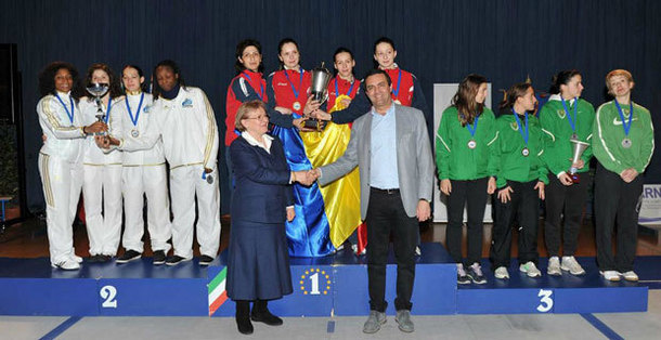 Performanţă uriaşă: Steaua a câştigat Cupa Campionilor Europeni la spadă feminin